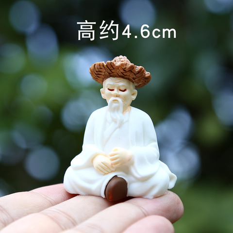 Chinese Figurine / Sage Figurine Decorative Miniature - Back Garden Nursery