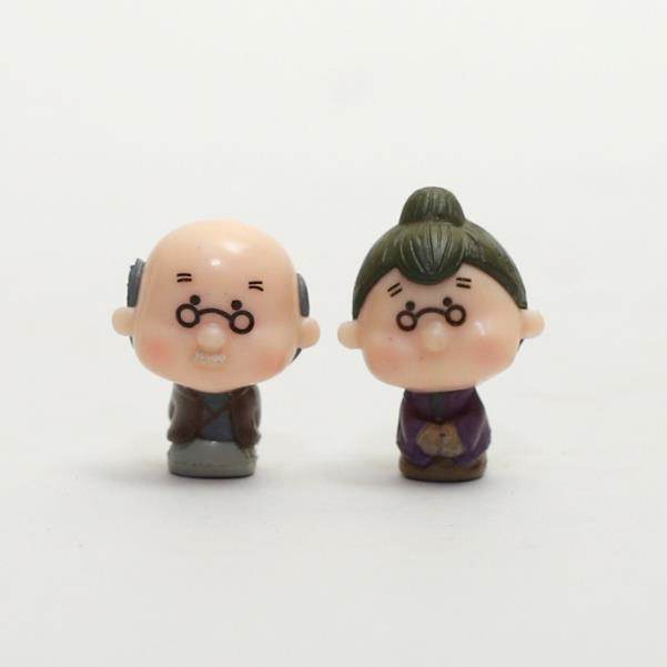 Grandparents - Couple Miniature - Decorative Item - Back Garden Nursery