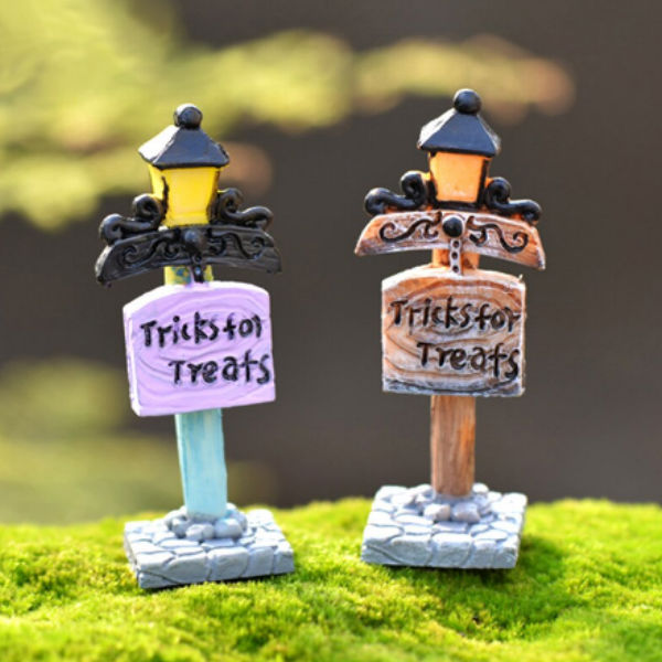 Street Light Sign Post Fairy Garden Miniature 1 pc - Back Garden Nursery