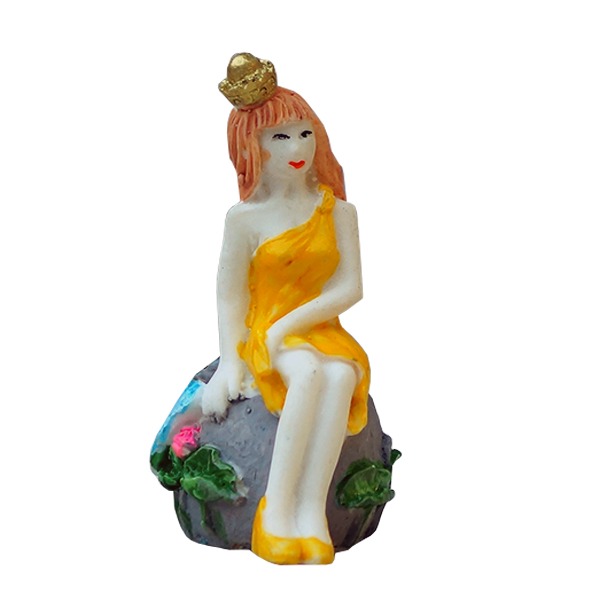 Miniature Girl on Stone Fairy Garden Ornament - Back Garden Nursery