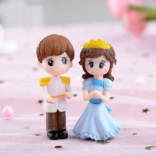 Royal couple Fairy Garden Toys - Back Garden Nursery