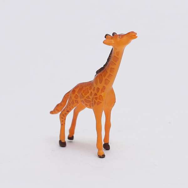 Miniature Giraffe Diy Dollhouse - Back Garden Nursery