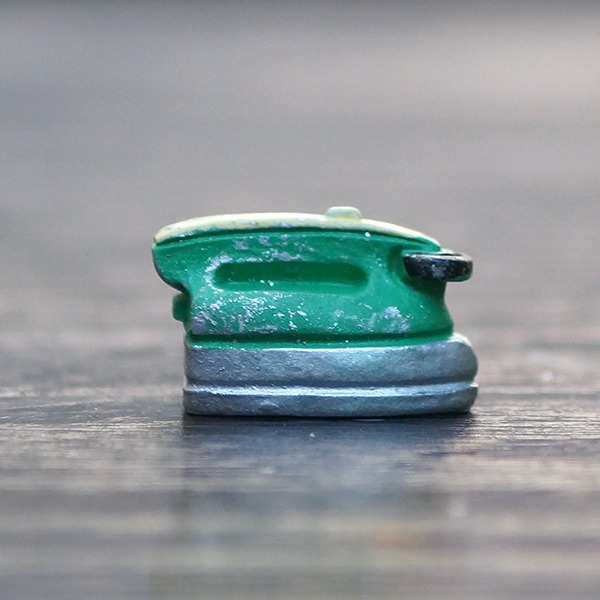 Mini Iron (Press) Fairy Dollhouse Accessories - Back Garden Nursery